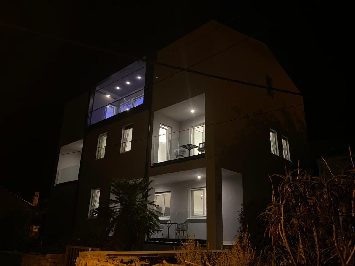 Apartments Hemetek Veli Lošinj Buitenkant foto