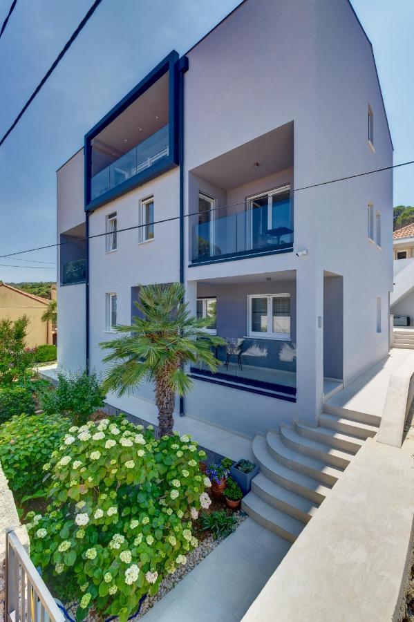 Apartments Hemetek Veli Lošinj Buitenkant foto
