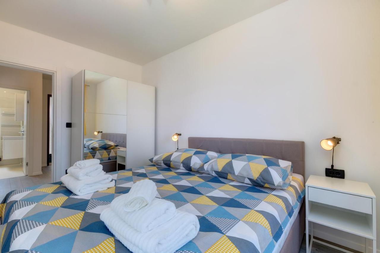 Apartments Hemetek Veli Lošinj Buitenkant foto