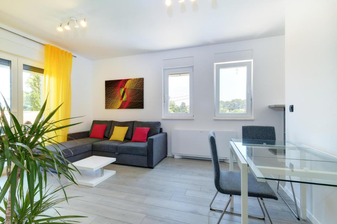 Apartments Hemetek Veli Lošinj Buitenkant foto