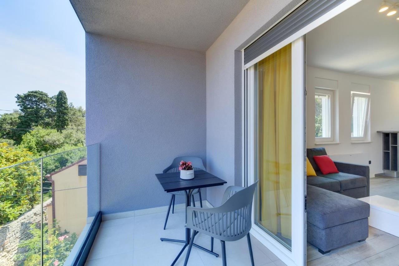 Apartments Hemetek Veli Lošinj Buitenkant foto