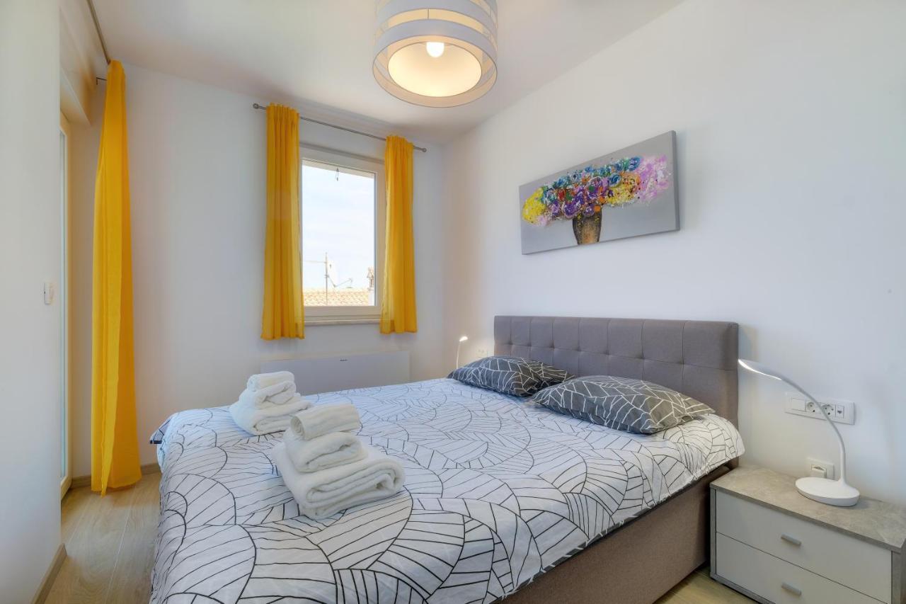 Apartments Hemetek Veli Lošinj Buitenkant foto