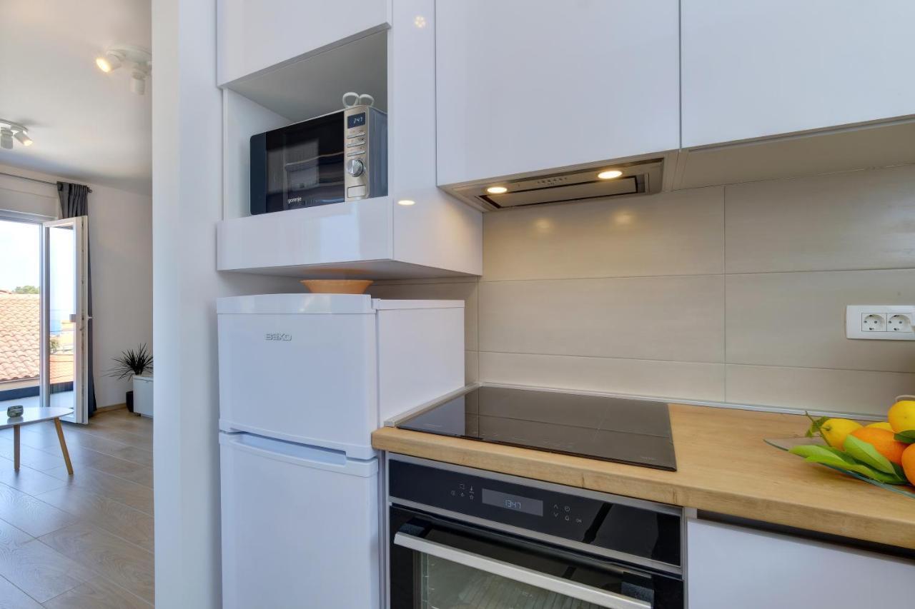 Apartments Hemetek Veli Lošinj Buitenkant foto