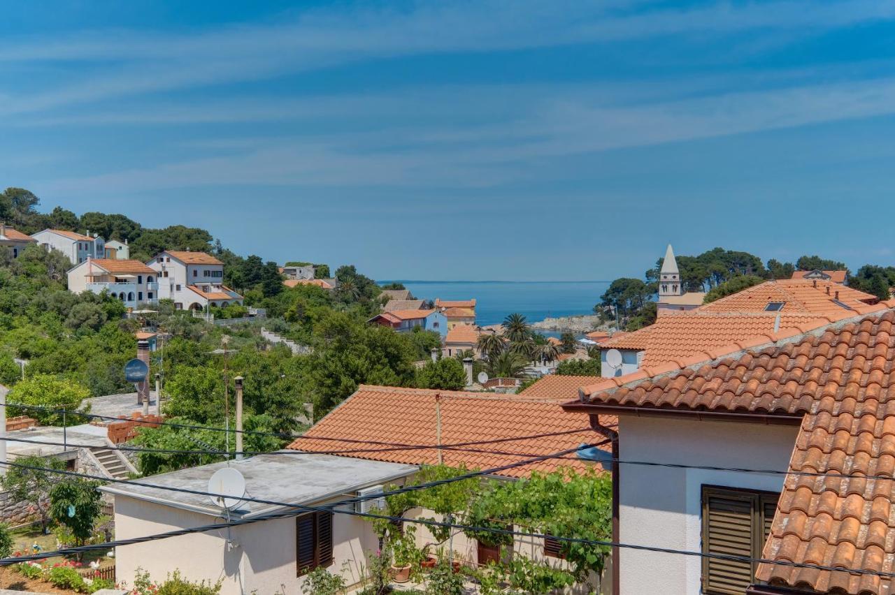 Apartments Hemetek Veli Lošinj Buitenkant foto