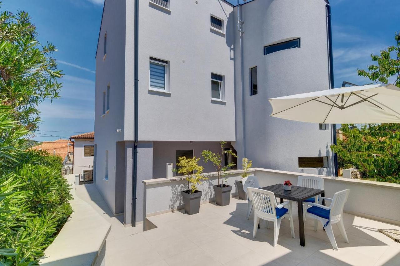 Apartments Hemetek Veli Lošinj Buitenkant foto