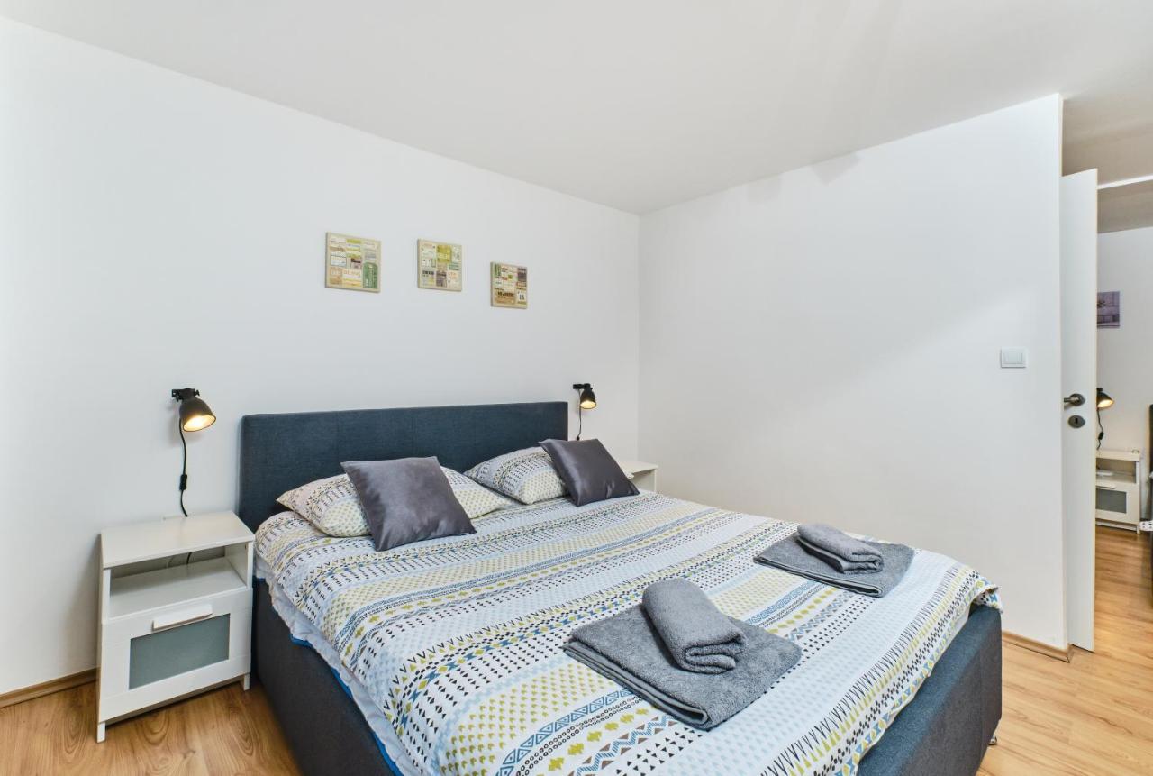 Apartments Hemetek Veli Lošinj Buitenkant foto