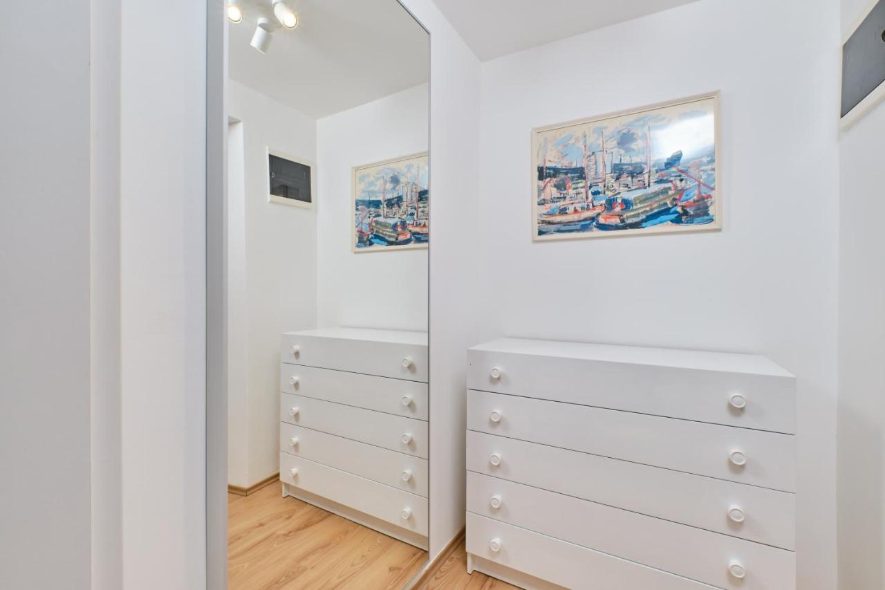 Apartments Hemetek Veli Lošinj Buitenkant foto